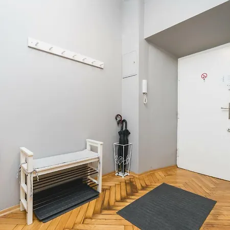 Apartamento Florian's Gate | City Center Old Town | Florianska 40 *
