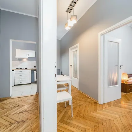 Florian's Gate | City Center Old Town | Florianska 40 * Cracovia