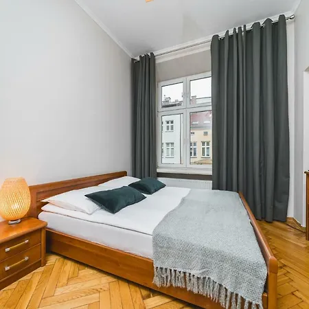 Florian's Gate | City Center Old Town | Florianska 40 * Cracovia